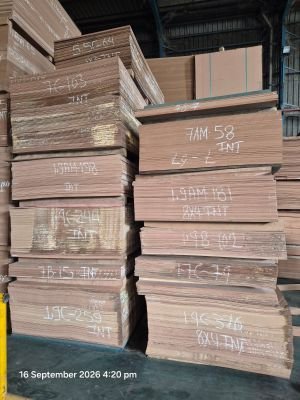 Water Affected Stock of MDF Plain Boards